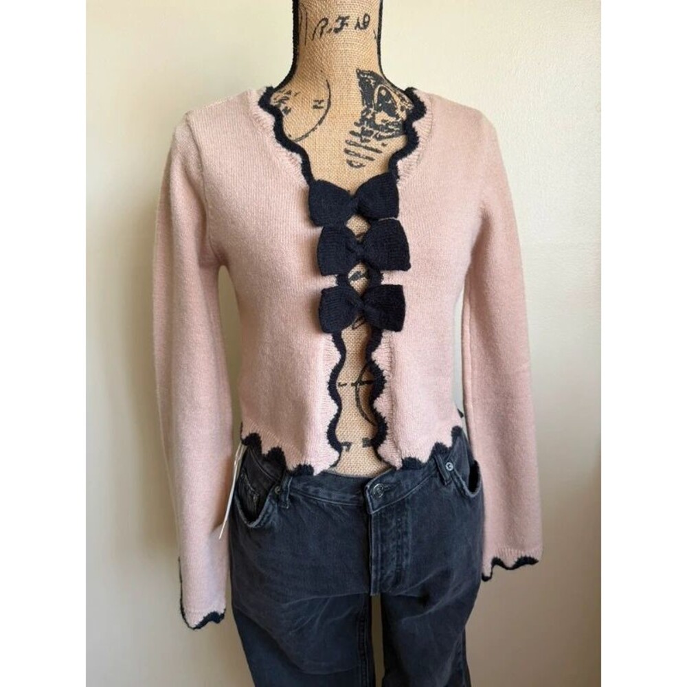 Commense NWT Minimalist Coquette Cropped Sweater Women's Medium